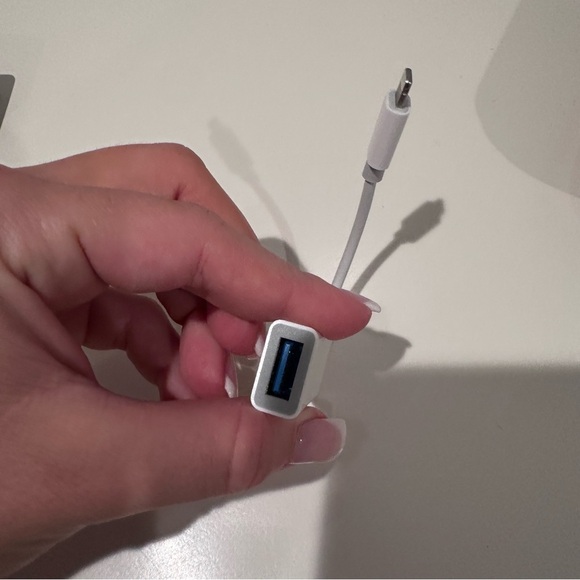 Lightning to USB Camera Adapter - Picture 3 of 3